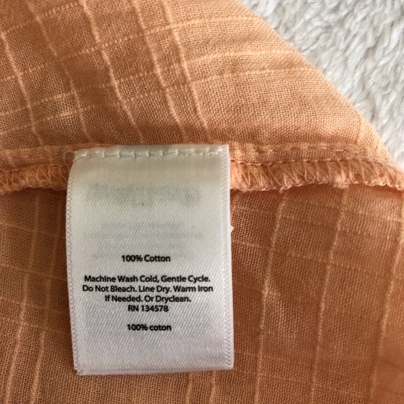 ☀️2/$22☀️ Vineyard Vines Embroidered Peasant Top - Picture 7 of 7